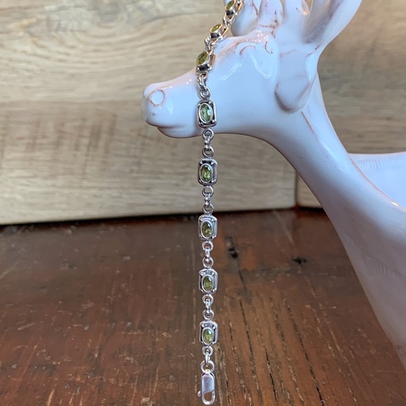 Peridot Links Bracelet 925SS - Picture 5 of 12